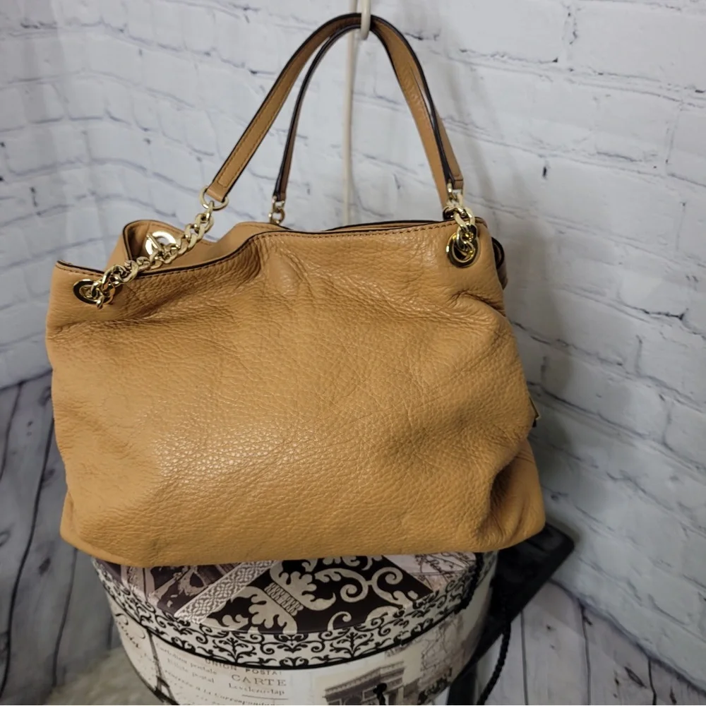 Michael Kors Tan Shoulder Bag - Picture 4 of 16